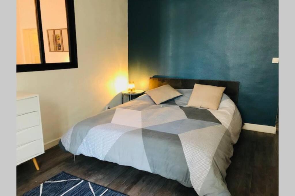 Au Coeur Du Vieux Bayeux, Logement De Charme Apartamento Exterior foto